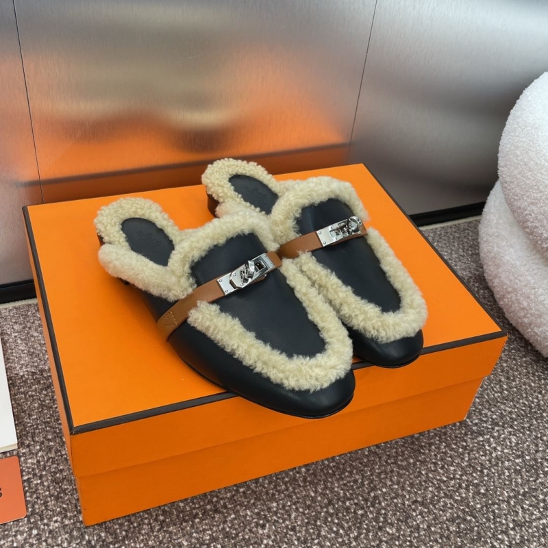 Hermes Slippers